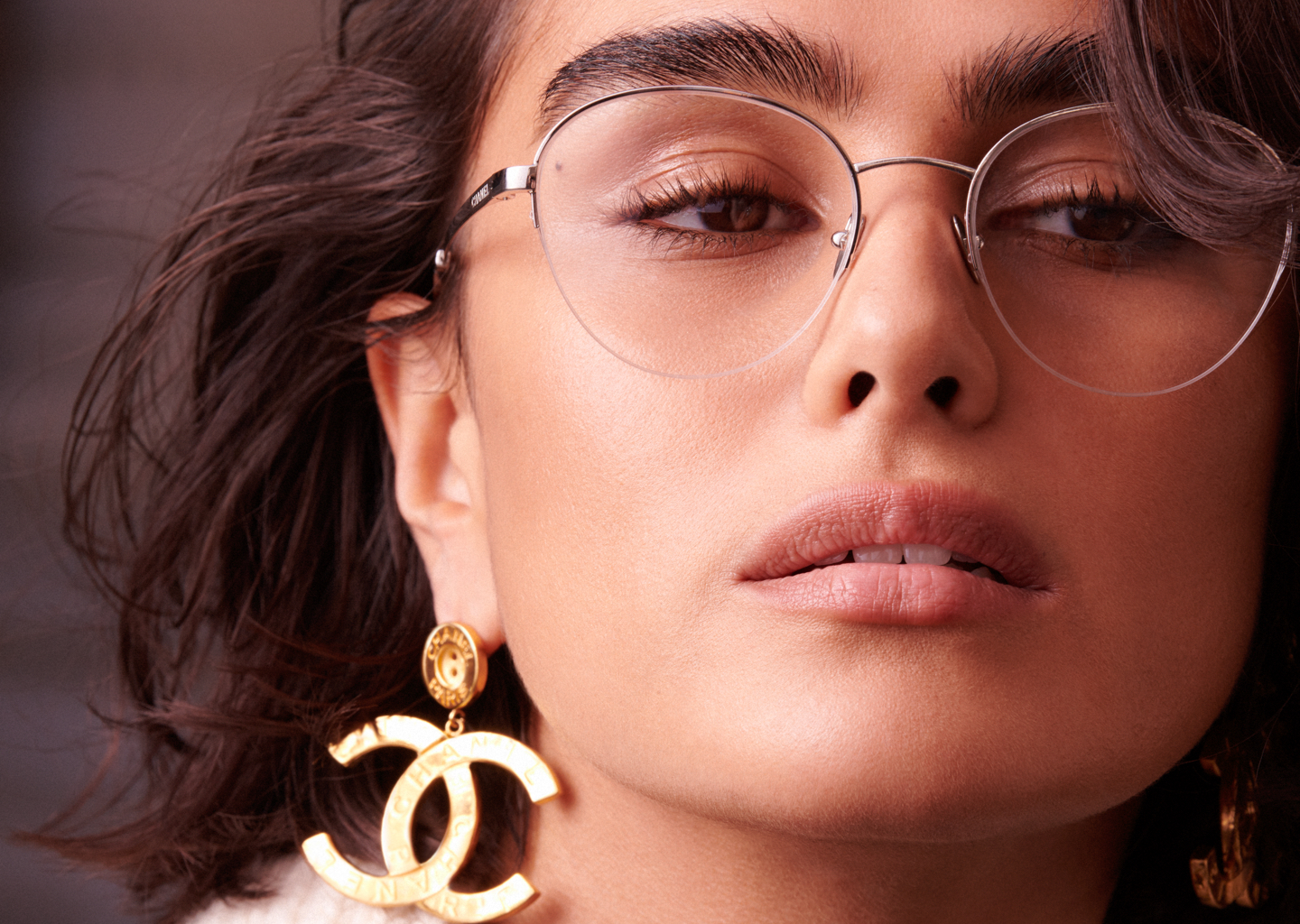 5 trendy eyewear designs to complete your style