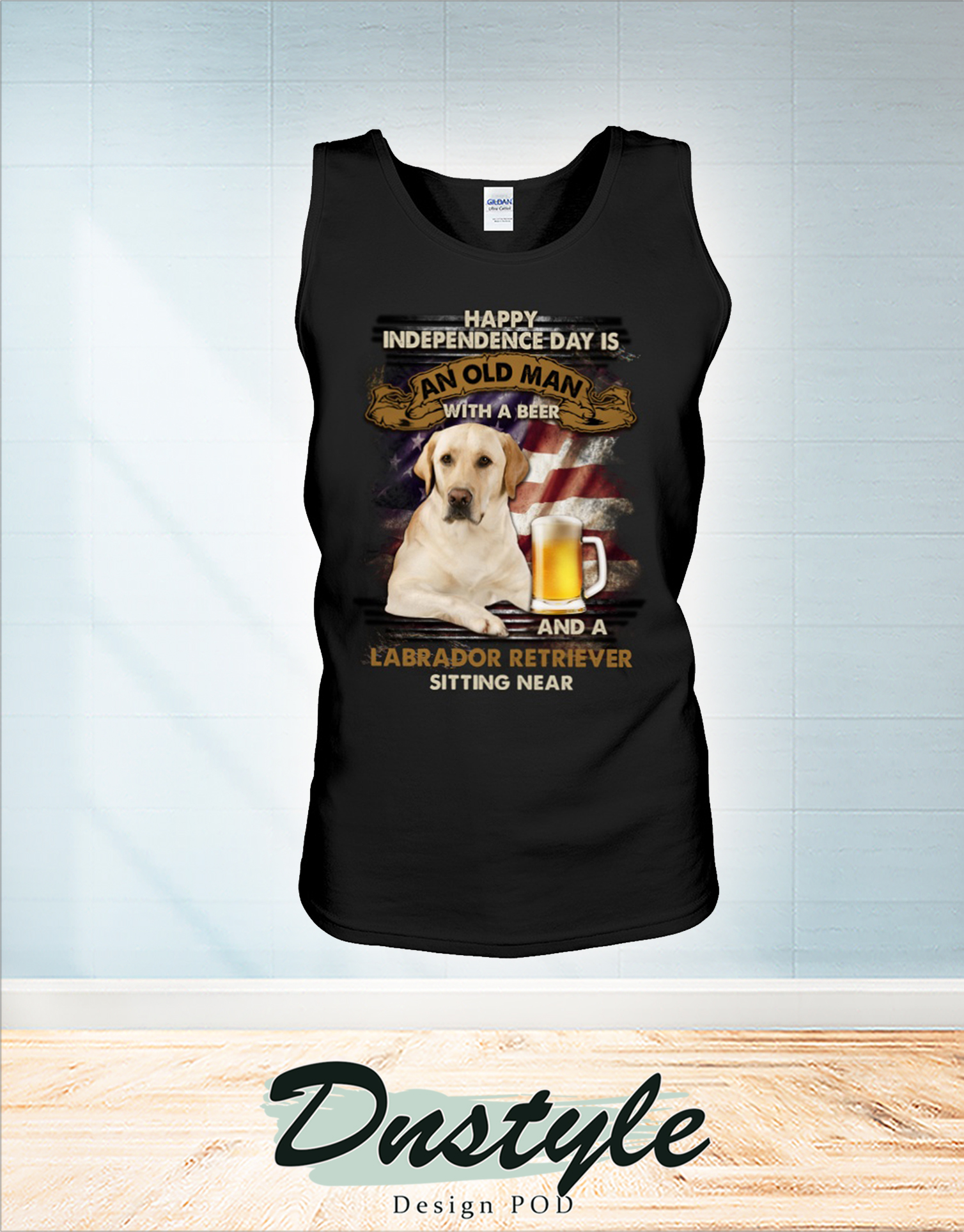 Happy independence day is an old man with a beer and a Labrador retriever sitting near t-shirt